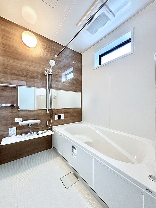 一日の疲れを癒やす大切なバスタイム。ゆっくりとお風呂を楽しんで疲れをとりたいですね！  