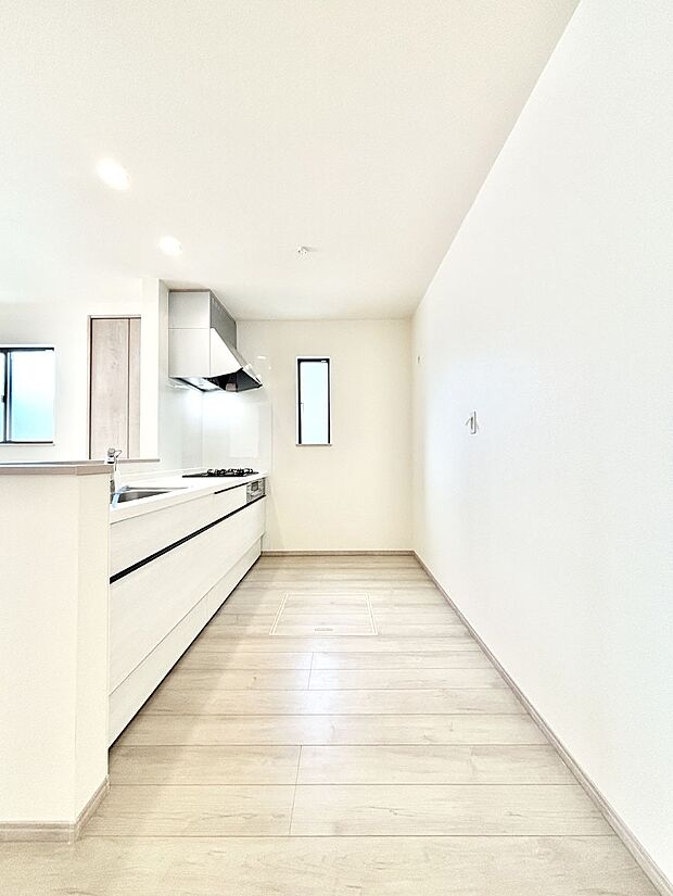 ゆとりあるキッチンではご家族と楽しくお料理ができます。