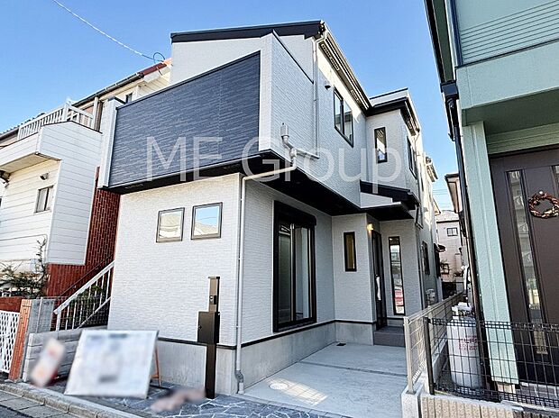 洗練された外観、上質な住空間が広がる室内は永く安心して過ごせる住居です。 