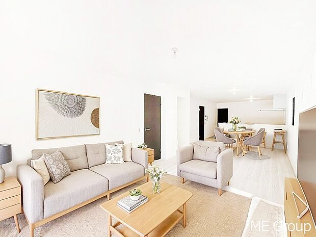 家族みんながゆったり過ごせる広々としたリビング ※家具はCGです