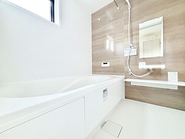 落ち着いた雰囲気でゆっくりお寛ぎいただけるバスルーム