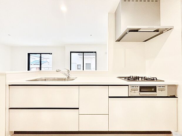 毎日使うキッチンだから、使いやすさ＆お手入れのしやすさにこだわりました。 