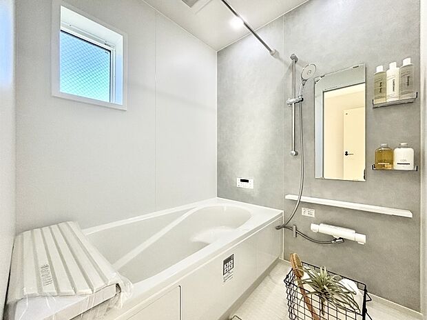 一日の疲れを癒やす大切なバスタイム。ゆっくりとお風呂を楽しんで疲れをとりたいですね！  