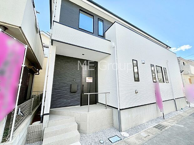 たっぷりの陽光と心地よい風が舞い込む住まい 