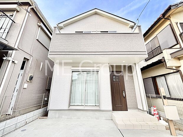 たっぷりの陽光と心地よい風が舞い込む住まい