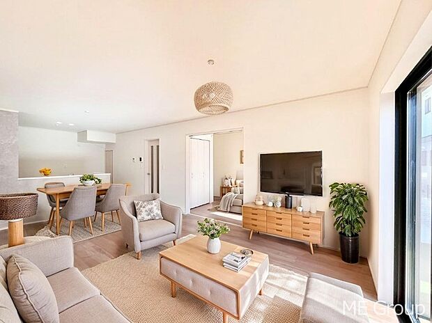 落ち着いた雰囲気のＬＤＫは家族みんなの快適空間　※家具はCGです