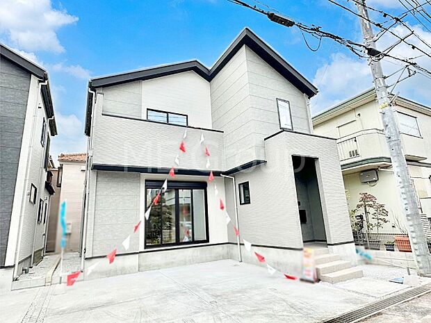 暮らしやすさと居心地の良さにこだわったシンプルで飽きのこないデザイン!