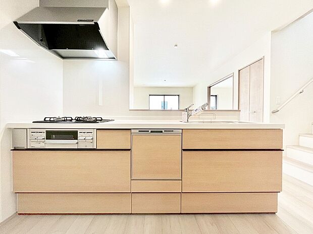 毎日使うキッチンだから、使いやすさ＆お手入れのしやすさにこだわりました。 