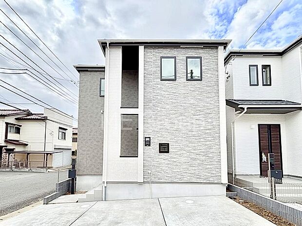 暮らしやすさと居心地の良さにこだわったシンプルで飽きのこないデザイン！