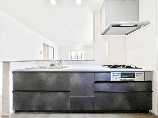 毎日使うキッチンだから、使いやすさ＆お手入れのしやすさにこだわりました。 