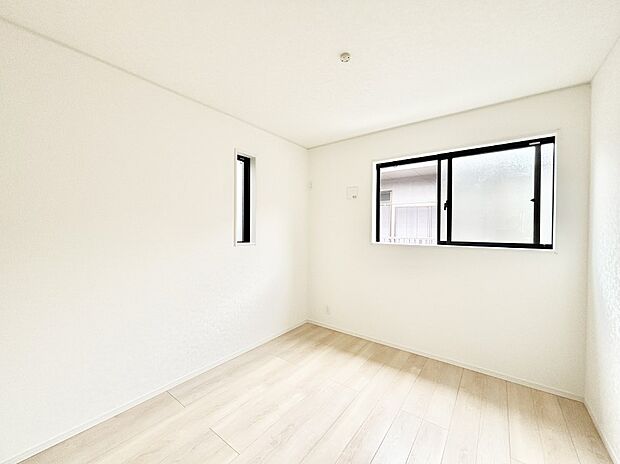 爽やかな日差しがお部屋全体を優しく包み込んでくれます