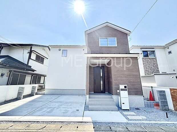 たっぷりの陽光と心地よい風が舞い込む住まい