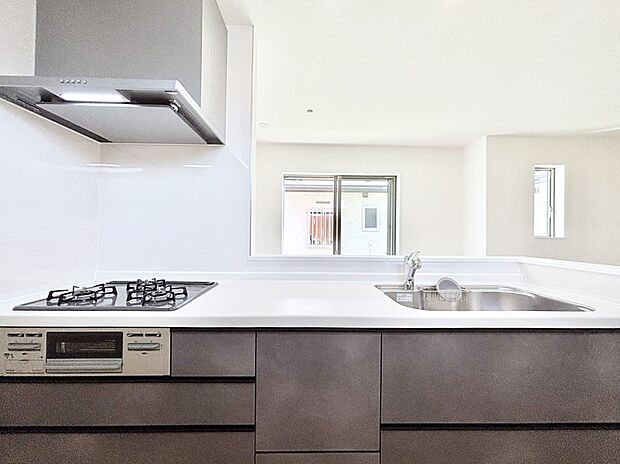 毎日使うキッチンだから、使いやすさ＆お手入れのしやすさにこだわりました。 