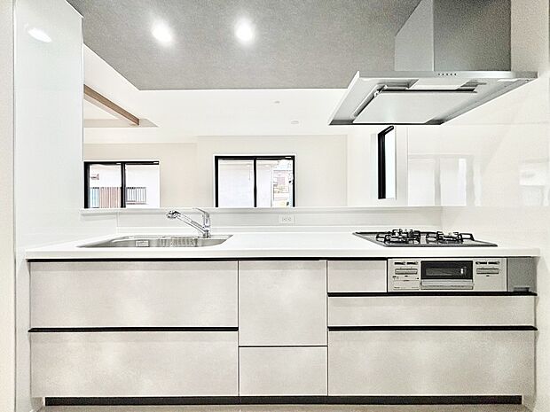 お料理を効率的に、楽しく！システムキッチン   