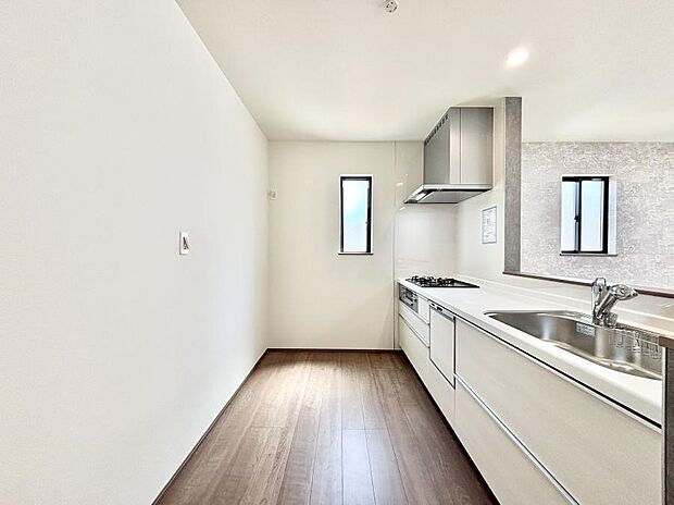 ゆとりあるキッチンではご家族と楽しくお料理ができます。