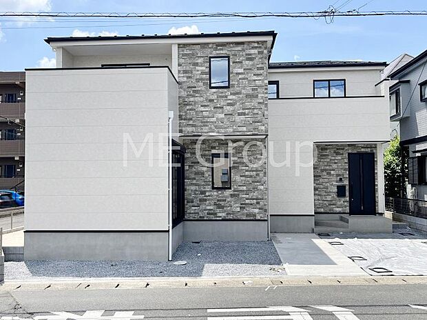 洗練された外観、上質な住空間が広がる室内は永く安心して過ごせる住居です。