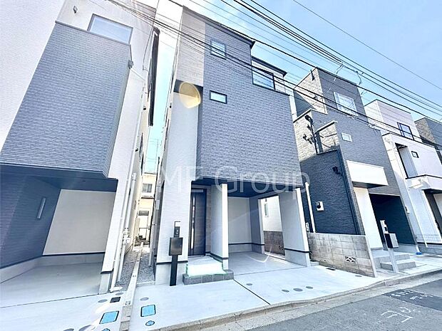 暮らしやすさと居心地の良さにこだわったシンプルで飽きのこないデザイン !