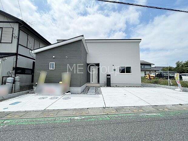 たっぷりの陽光と心地よい風が舞い込む住まい
