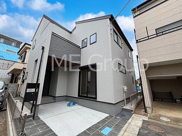 たっぷりの陽光と心地よい風が舞い込む住まい