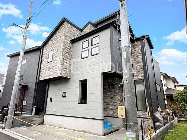 洗練された外観、上質な住空間が広がる室内は永く安心して過ごせる住居です。 