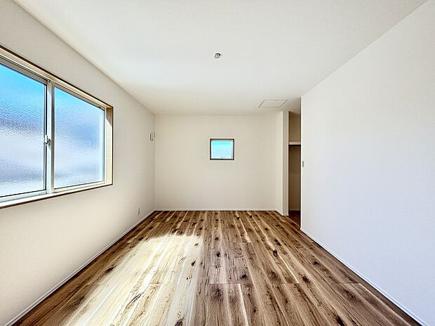 2面採光を確保した明るい空間。家族みんなが快適な暮らしを実現する設計です。