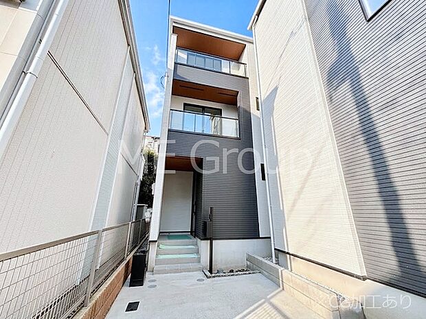 洗練された外観、上質な住空間が広がる室内は永く安心して過ごせる住居です。