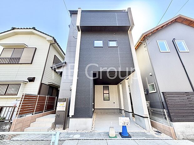 たっぷりの陽光と心地よい風が舞い込む住まい