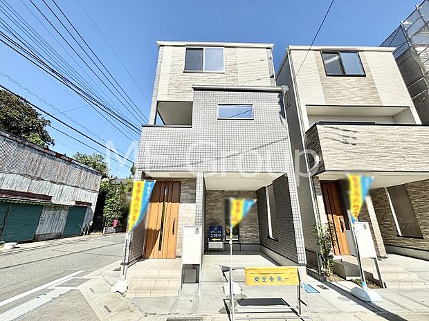 たっぷりの陽光と心地よい風が舞い込む住まい