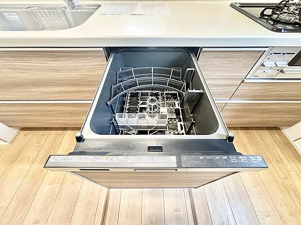 【食洗機】面倒なお片づけは食洗機にお任せ！家事の負担が減って、時間にも気持ちにもゆとりができます。