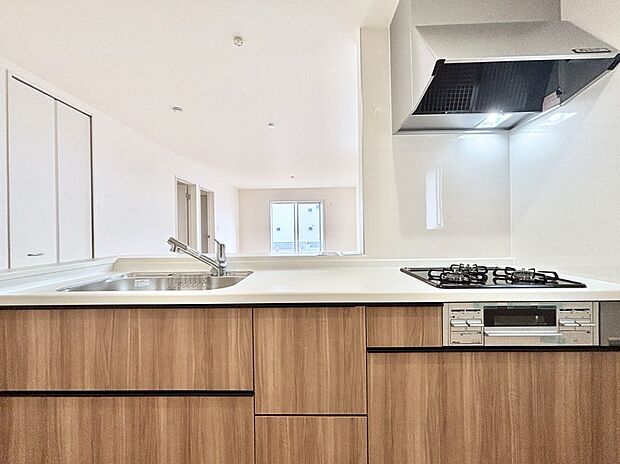 【キッチン】お料理を効率的に、楽しく！システムキッチン  