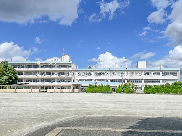 さいたま市立春岡小学校（約1,600m）