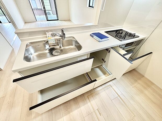【その他設備(スライド収納)】使いやすさを優先したスライド式収納タイプ！