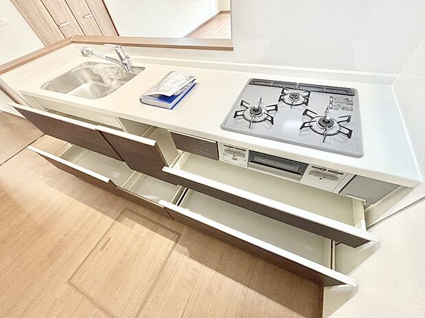 【スライド収納】使いやすさを優先したスライド式収納タイプ！