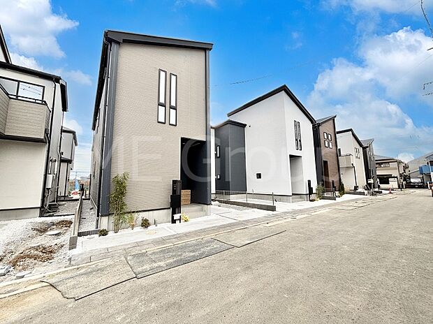 【前面道路含む現地写真】堂々完成！！ ここから始まる新生活を応援いたします！ 