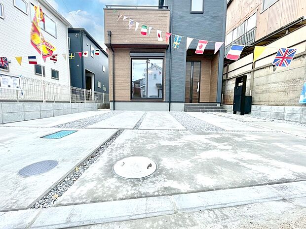 【駐車場】生活に欠かせない駐車スペース。