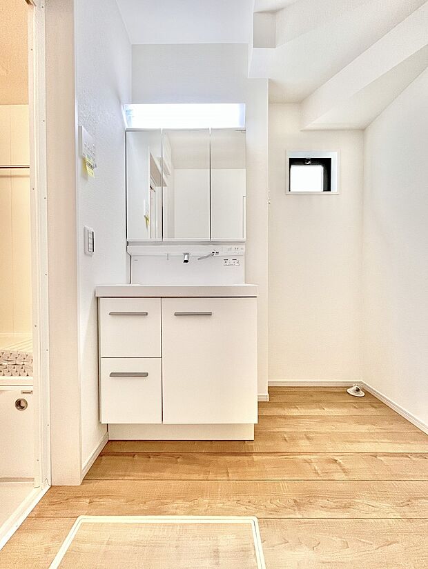 【洗面台・洗面所】収納力と機能性に優れた洗面化粧台