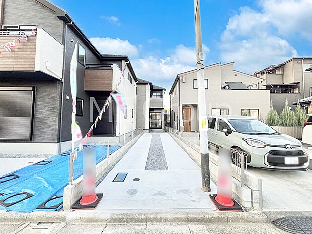 【現地外観写真】溢れる陽光でご家族の笑顔も輝く