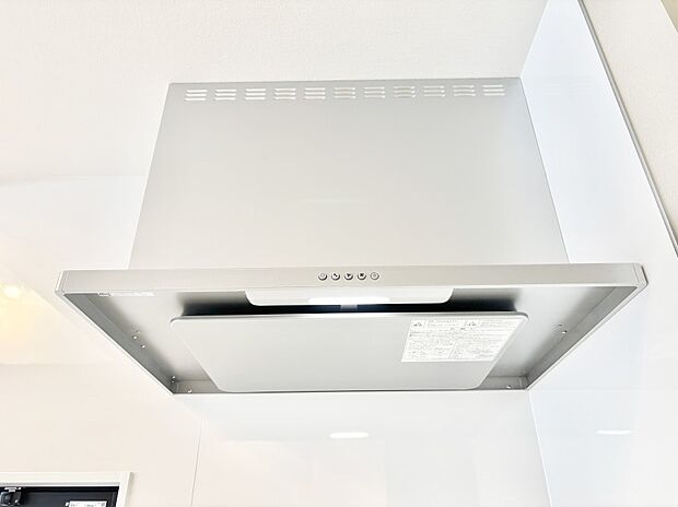 【その他設備(レンジフード)】基本的なお手入れはフィルターのみ！お手入れのしやすさも魅力です。