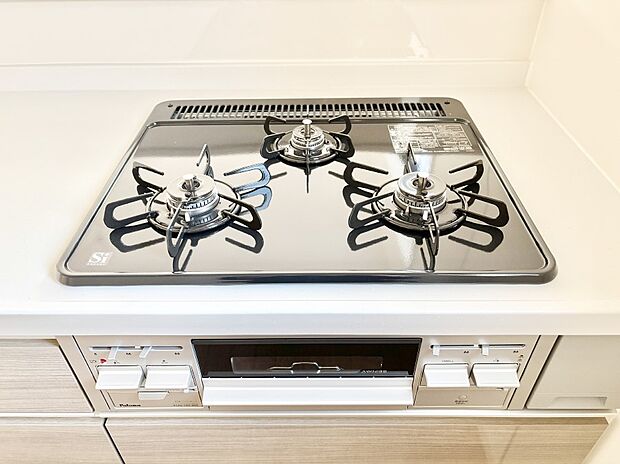 【その他設備(ガスコンロ)】三口ガスコンロでお料理が一気にはかどりそう