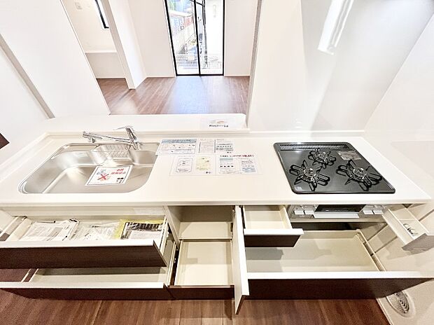 【その他設備(スライド収納)】使いやすさを優先したスライド式収納タイプ！