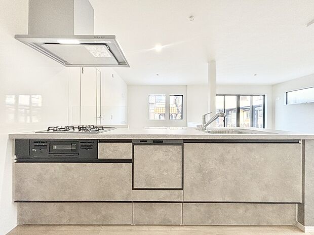 【キッチン】お料理を効率的に、楽しく！システムキッチン  