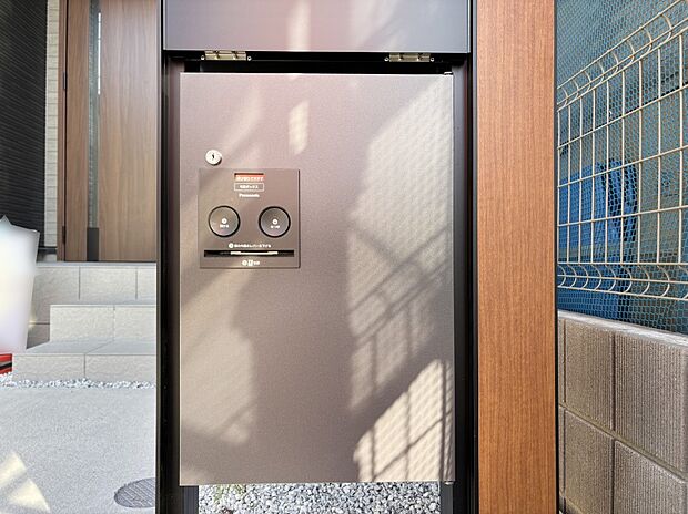 【その他現地】時間を気にせず宅配物をいつでも安全に受け取れます。