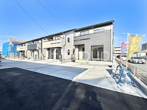 【前面道路含む現地写真】堂々完成！！ ここから始まる新生活を応援いたします！ 