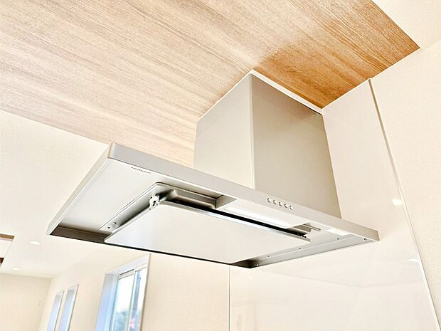 【その他設備(レンジフード)】基本的なお手入れはフィルターのみ！お手入れのしやすさも魅力です。