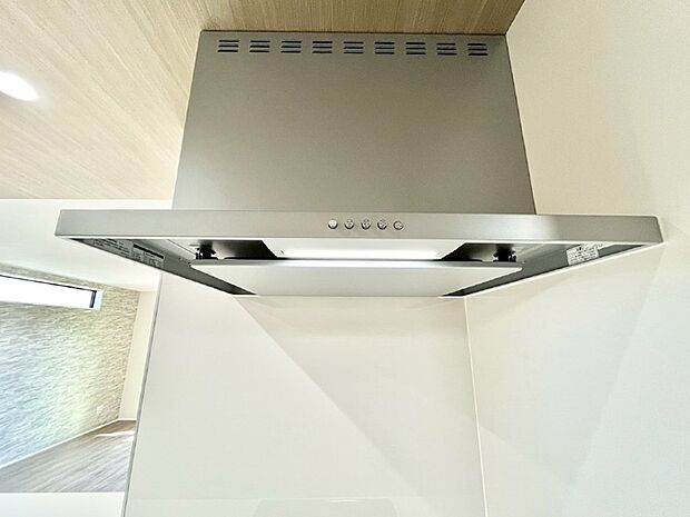 【その他設備(レンジフード)】基本的なお手入れはフィルターのみ!お手入れのしやすさも魅力です。