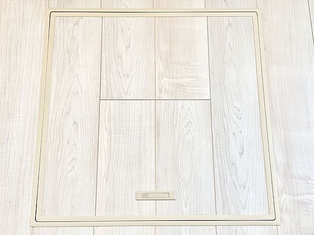 【その他設備(床下収納)】床下収納付き!日用品・非常用品の収納にも大活躍。