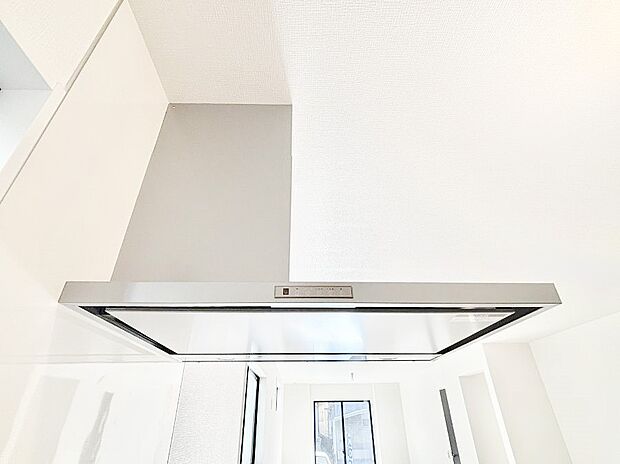 【その他設備(レンジフード)】基本的なお手入れはフィルターのみ!お手入れのしやすさも魅力です。