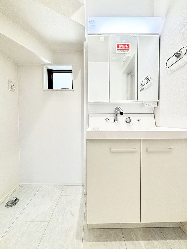 【洗面台・洗面所】収納力と機能性に優れた洗面化粧台