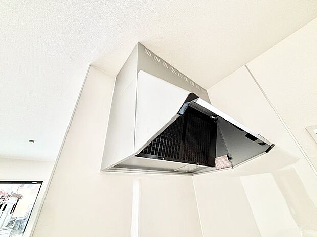 【その他設備(レンジフード)】基本的なお手入れはフィルターのみ！お手入れのしやすさも魅力です。