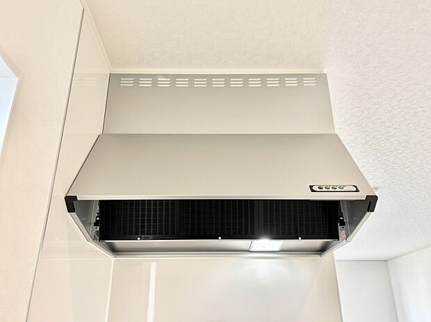 【その他設備(レンジフード)】基本的なお手入れはフィルターのみ！お手入れのしやすさも魅力です。